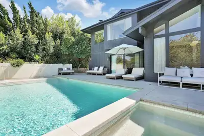 Image de Relaxing Oasis in the Hills Off Topanga Canyon
