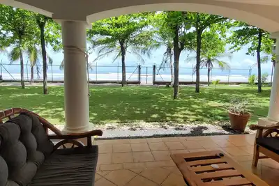 Image de Welcome to The Beach House