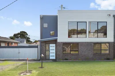 Image de Just Beachy - Family beach home close to the beach.