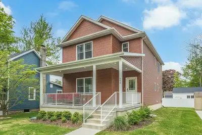 Image de New 4br Home in the Heart of South Haven!