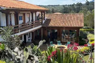 Image de Amplia Habitación Doble en Entorno Campestre