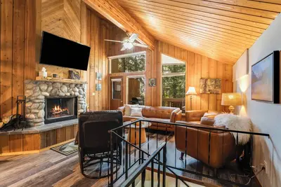Image de Cabin Feel in Ptarmigan Village + Amenities, Close to Ski!