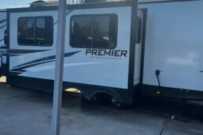 Image de 2022 bullet premier travel trailer
