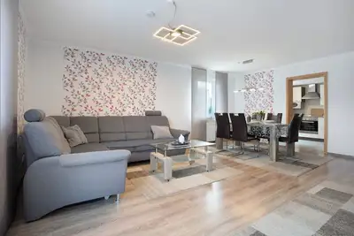 Image de Maison de vacances 'Bungalow Bei Rügen' avec terrasse privée, jardin privé et Wi-Fi