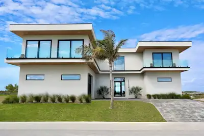 Image de Coral Cove Villa - Luxury Villa + Full Concierge!