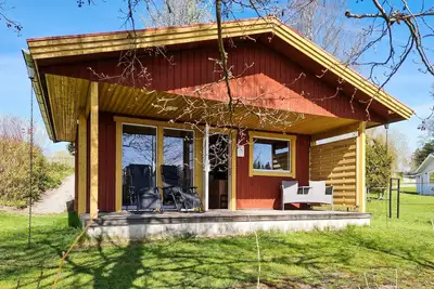 Image de Superbe maison à Gällstad avec sauna