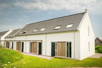 Image de Maison avec 2 salles de bains, à 700 m de la mer