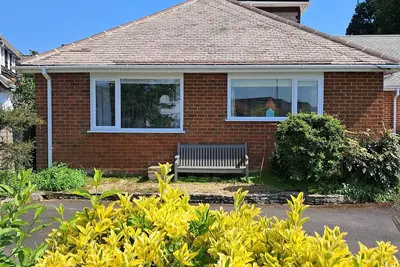 Image de 2 bedroom chalet bungalow, short drive to The New Forest and Bournemouth beaches