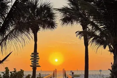 Image de New - Oceanviews, steps away from the beach