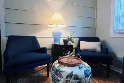 Image de Cozy Cottage. Bring the boat!