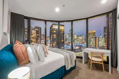 Image de North Facing Skyline Views near Crown & YarraRiver