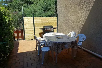 Image de Coquet pavillon T3 avec jardin face à un espace vert