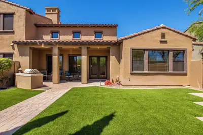 Image de Gated Grayhawk | No Steps w/ 2 Car Garage Golfers