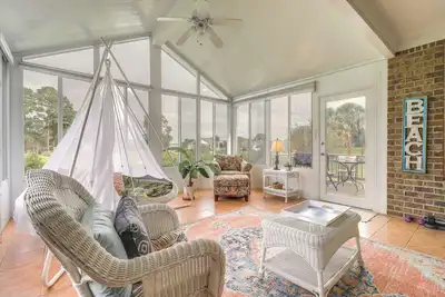 Image de Wilmington Home w/ Sunroom & Private Deck!