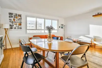 Image de Bel appartement avec vue sur les toits de Paris