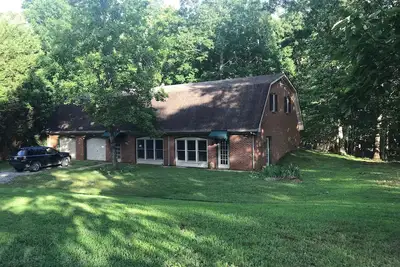 Blackberry House 3br in Woods, Bb123