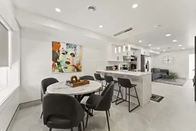 Image de Magnificent Lakeview