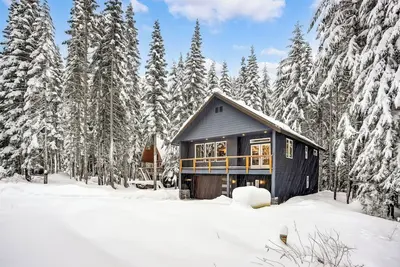 Image de Snoqualmie cabin and sanua - 5 mins to skiing