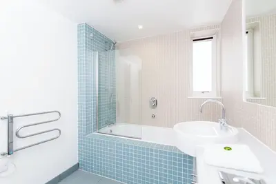 Image de 23 Kew Bridge Court - 2 bedroom apartment