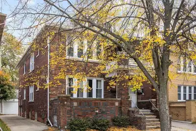 Image de Grosse Pointe Park Charmer