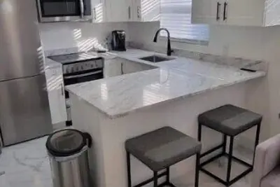 Image de Rosemary Apartment near Patrick's Island