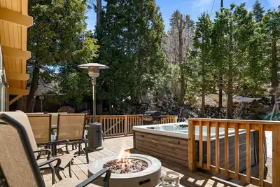 Image de Green Valley Lake Escape by Rather Be Properties: Pet & Family Fun Retreat with Hot Tub & Game Room