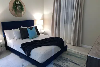 Image de Coastal Vibe High-Rise Luxury 2br - 24hr Security