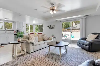 Image de Oasis Condo on the fairway; fast WiFi, smart TVs, spectacular golf course views