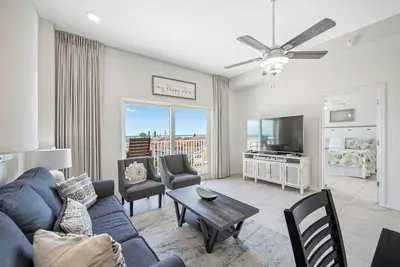 Image de Mbr 1507 - Coastal retreat in Madeira Beach!