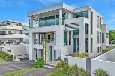 Image de Oceanview Oasis - Whangamata Luxury Holiday Home