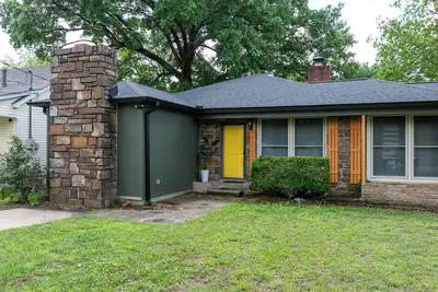 Image de Remodeled Home in a Great and Quiet Neighborhood - Close to Everything!