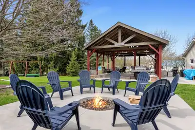 Image de State Park w/ Orchard Style Yard & Pavilion