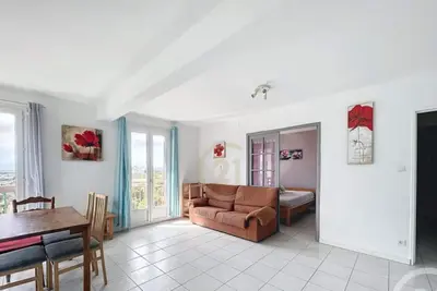 Perpignan sud, Appartement, superbe vue montagne/mer, parkings, ttes commodités