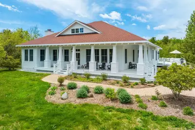Image de Lost Lane-Secluded Luxury Retreat w/ Hot Tub in Ellison Bay
