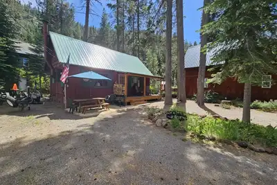 Image de 1 bedroom and loft, 1 bath, sleeps 4, Donner Lake West End Dlr#110