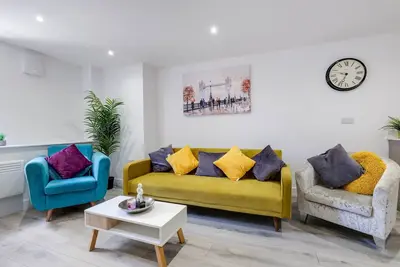 Image de 360 Gu15 Aspen Court 05 - Modern 2 Bedrooms Apartment 05 Town Centre Camberley