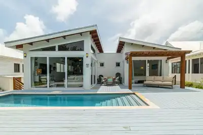 Image de Plumeria House at Mahogany Bay + Pool Club