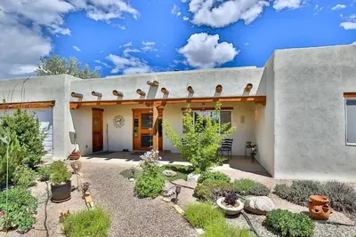 Image de Southwest Serenity- Peace and Privacy easy access to Town-Great outdoor space