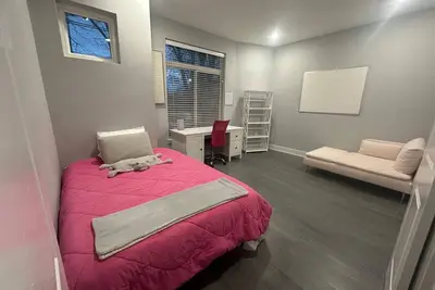 Image de Private Room in Vegan Household