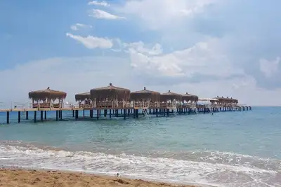 Image de Luxury One-Bedroom Apartment In Seafront Complex With Private Beach