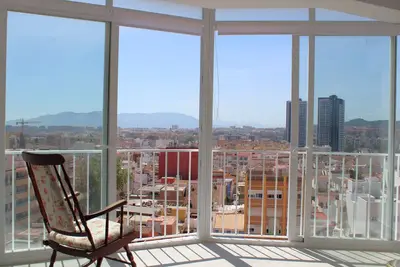 Image de Rare find! Skyline View-Modern family-friendly 4 bedrooms 2 bathroom Flat Malaga