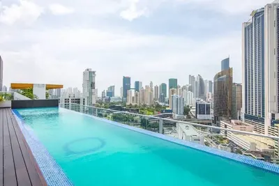 Image de Luxury 1 bedroom apt with free parking