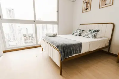 Image de Luxury 3 Bedroom Cityview apt parkingandbalcony