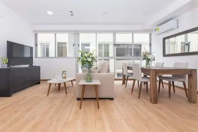 Image de ★★★★★Luxury 1 bedroom apt with free parking