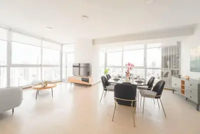 Image de Luxury 3 Bedroom Oceanview apt parkingandbalcony