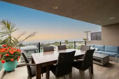 Image de Modern Ocean View Home in Cardiff - 1 min to Beach