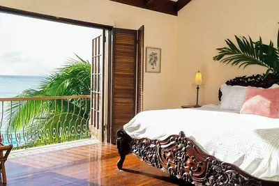 Image de New - Ocean Luxury Villa\/Full Service\/Chef\/Butler\/Driver