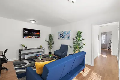 Image de Comfy Cozy retreat - Nyc & Nwk w\/free parking