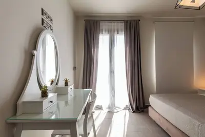 Modern Cycladic House