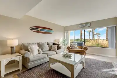 Image de A bright oceanfront condo on the first floor at the Amelia Surf & Racquet Club